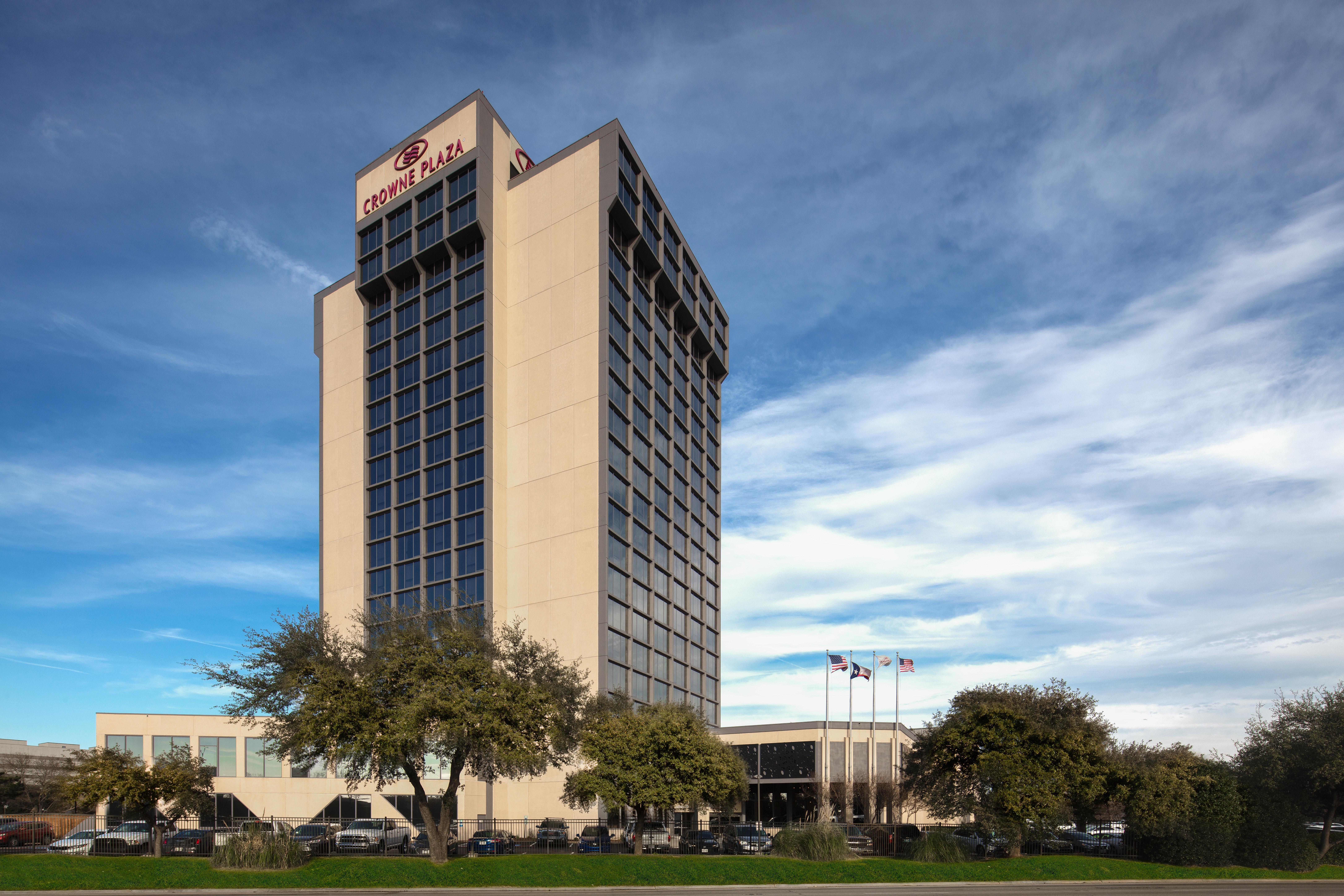 Crowne Plaza Dallas Love Field - Med Area, An Ihg Hotel Екстериор снимка